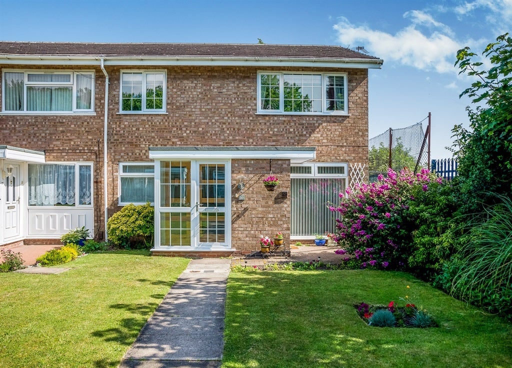Flat Walford Street in Sandwell