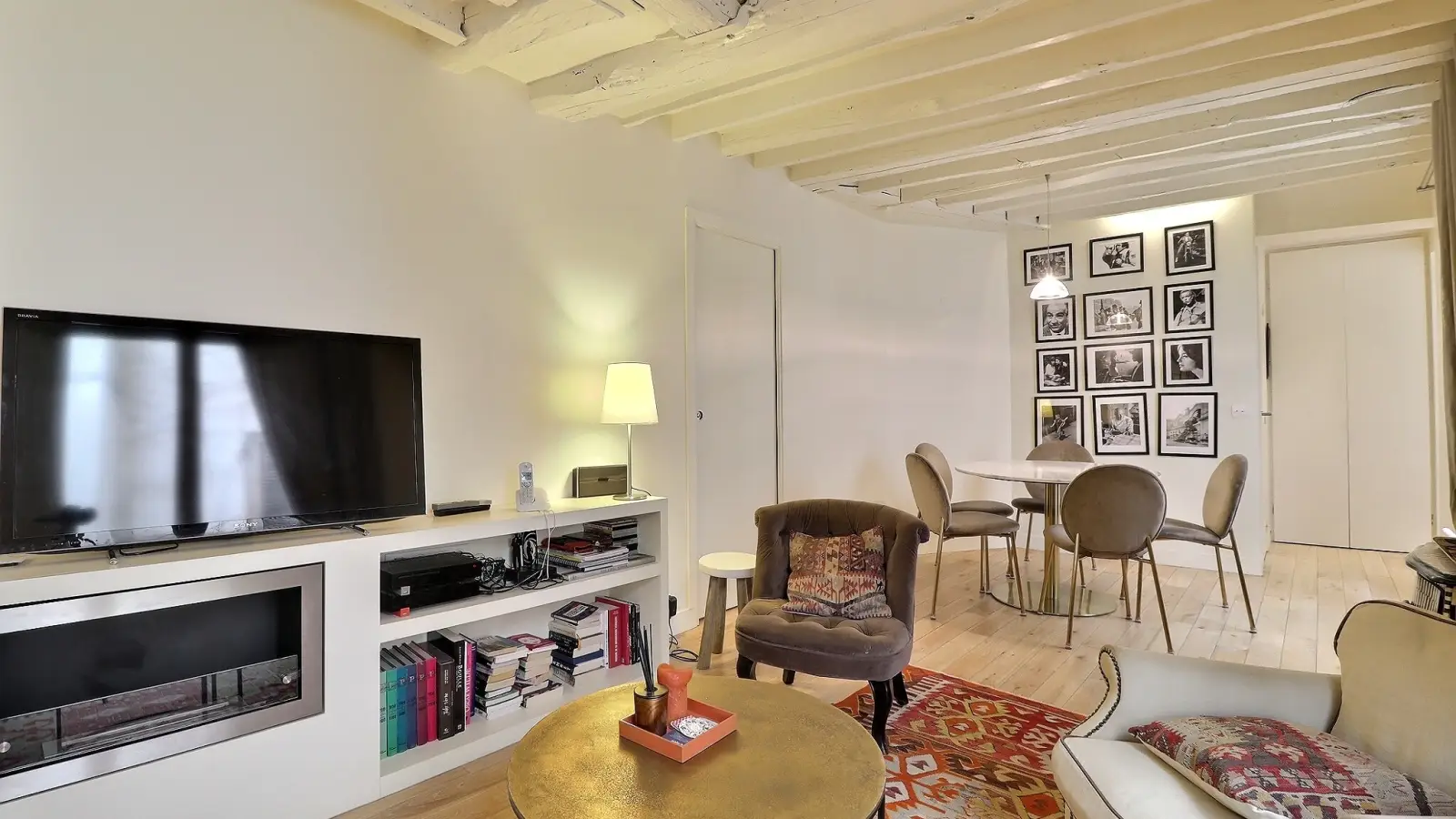Appartement Rue de Nesle à Paris