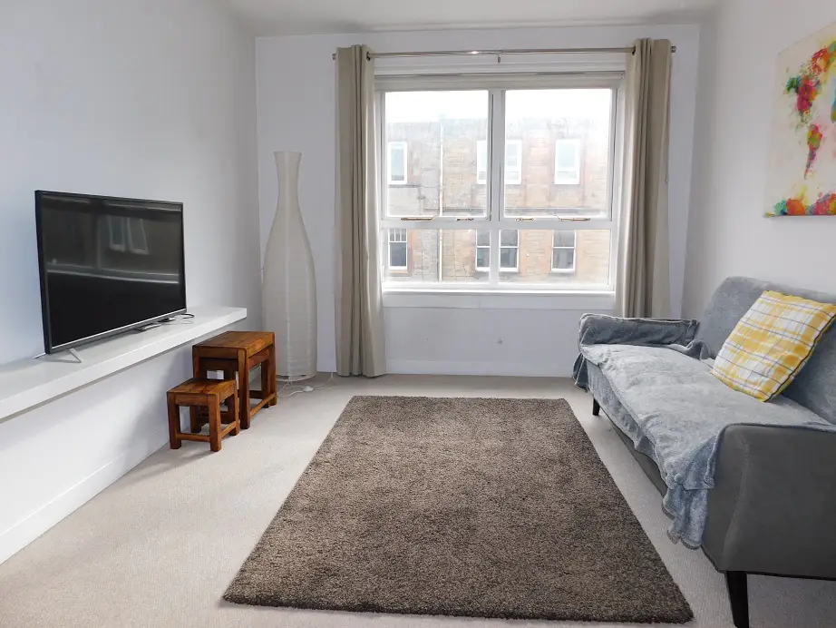 Flat Slateford Road in City of Edinburgh