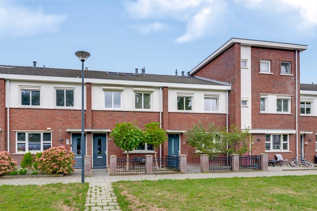 Huis Haansbergseweg 9 A in Rijen