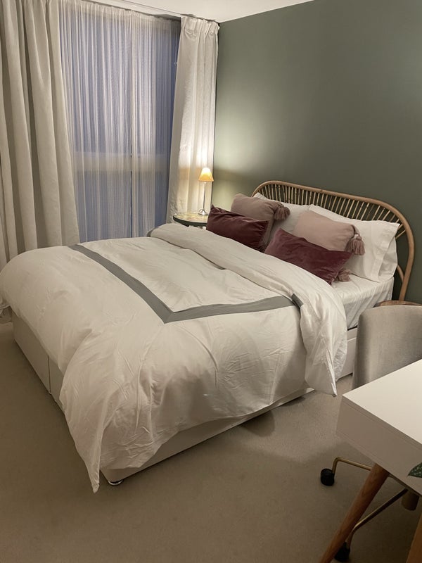Room Rope Street in Greater London