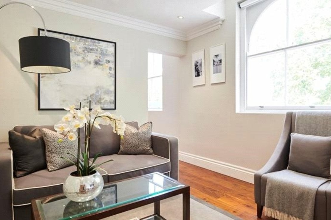 Flat Kensington Gardens Square in City of Westminster
