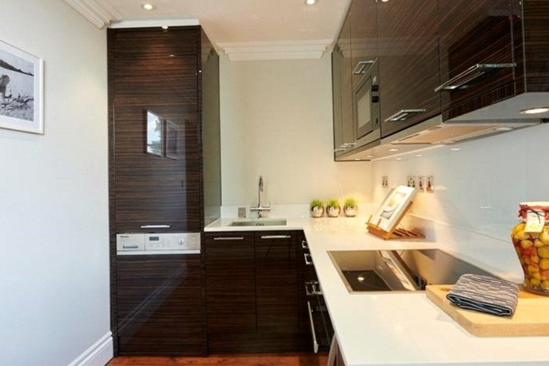 Flat Kensington Gardens Square in City of Westminster