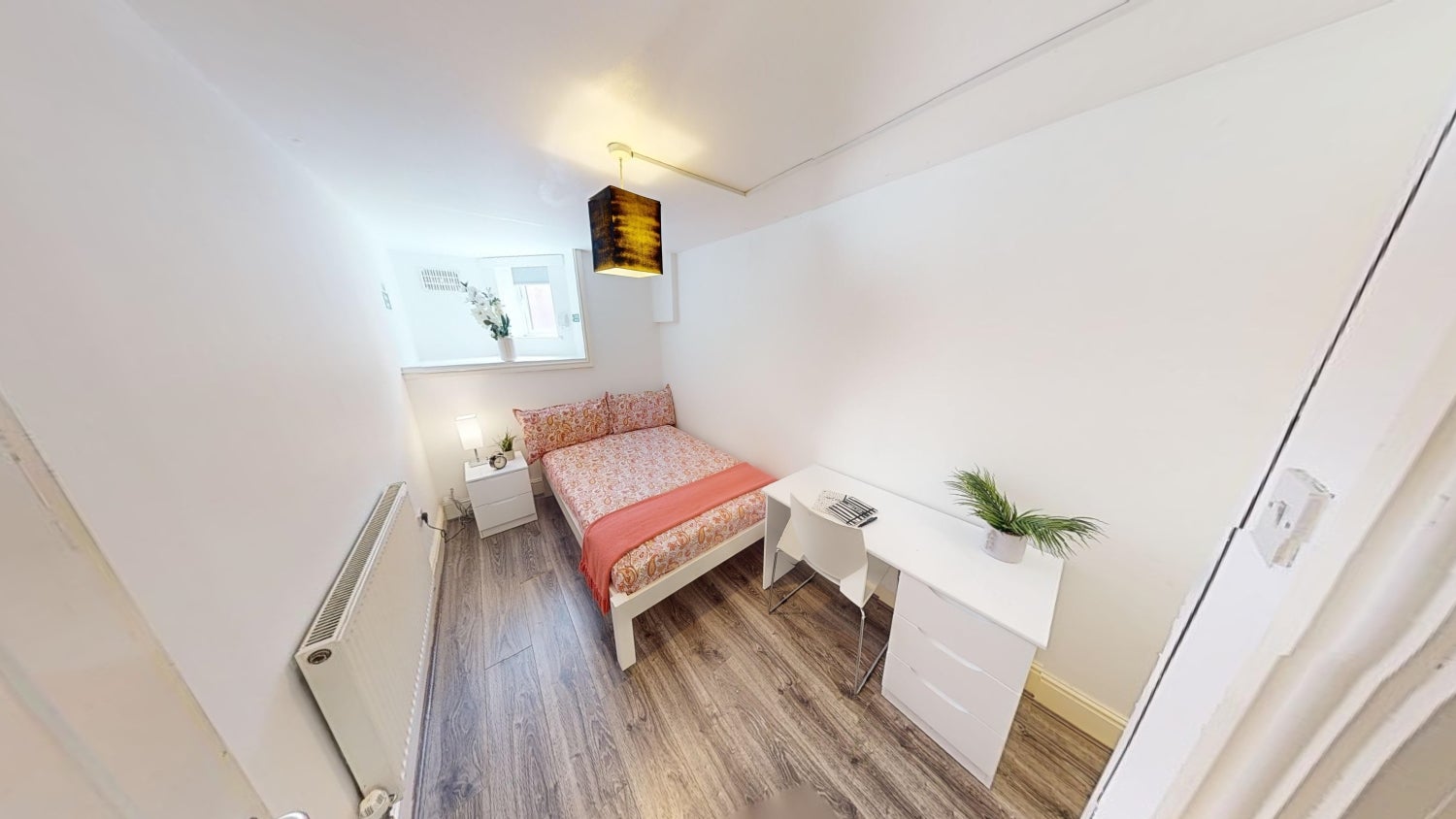 Flat Gedling Grove in Nottingham