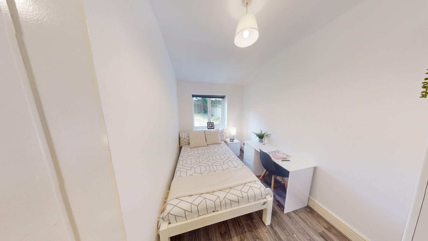 Flat Gedling Grove in Nottingham