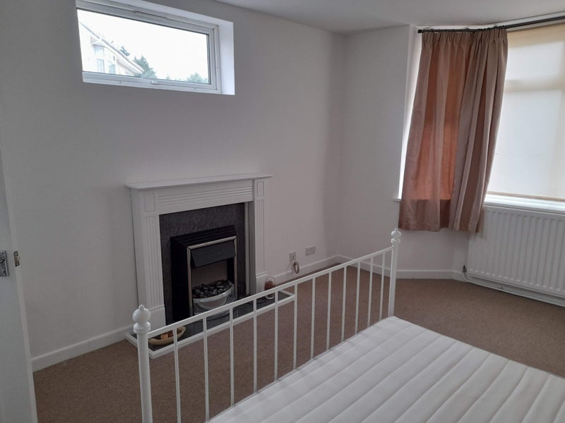 Room Charles Road in Bristol