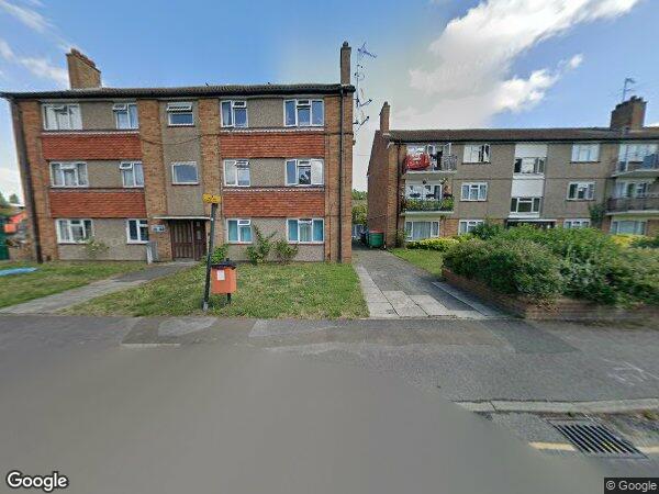 Flat Fern Grove in Greater London
