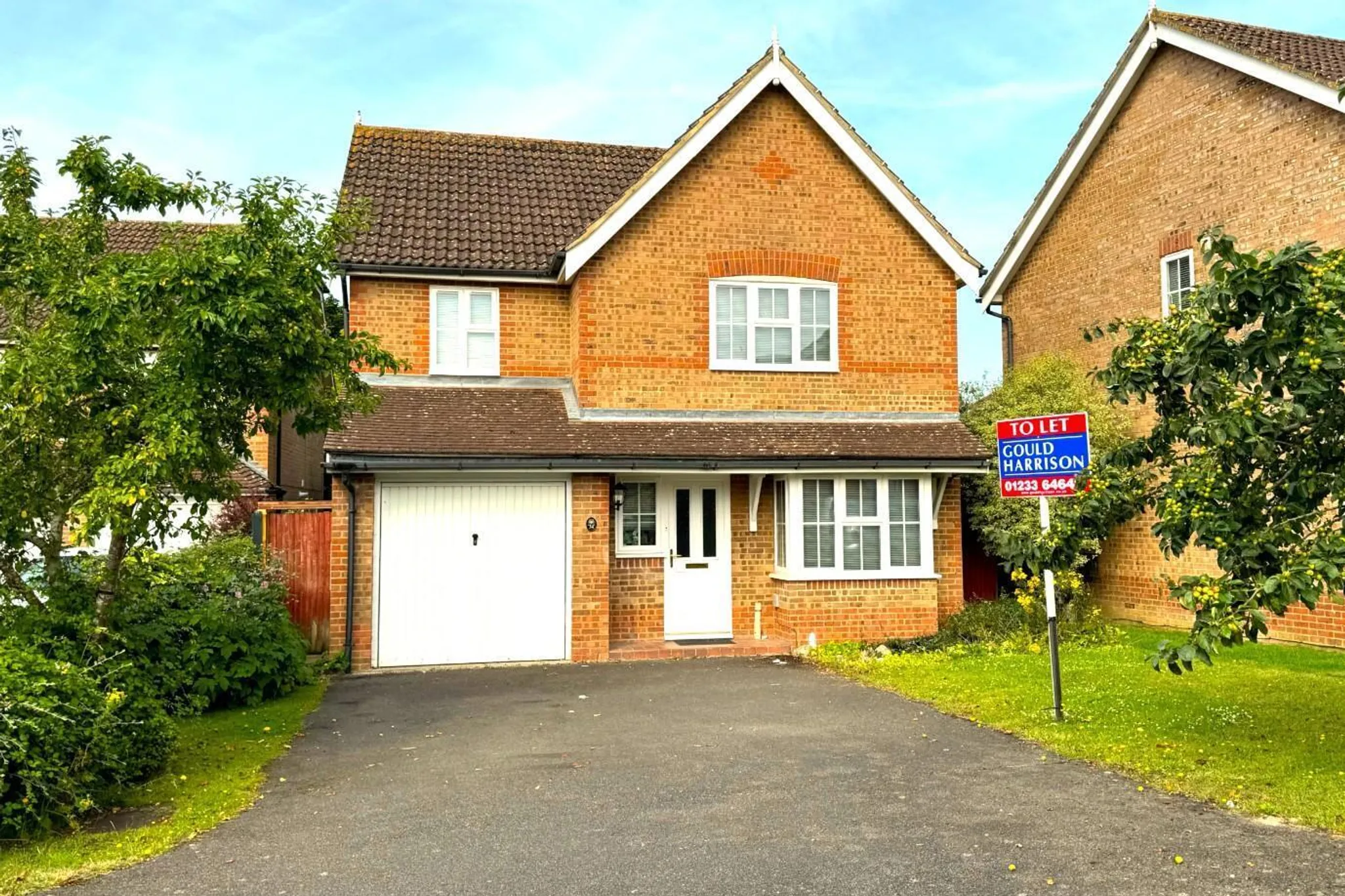 House Atkinson Walk in Ashford