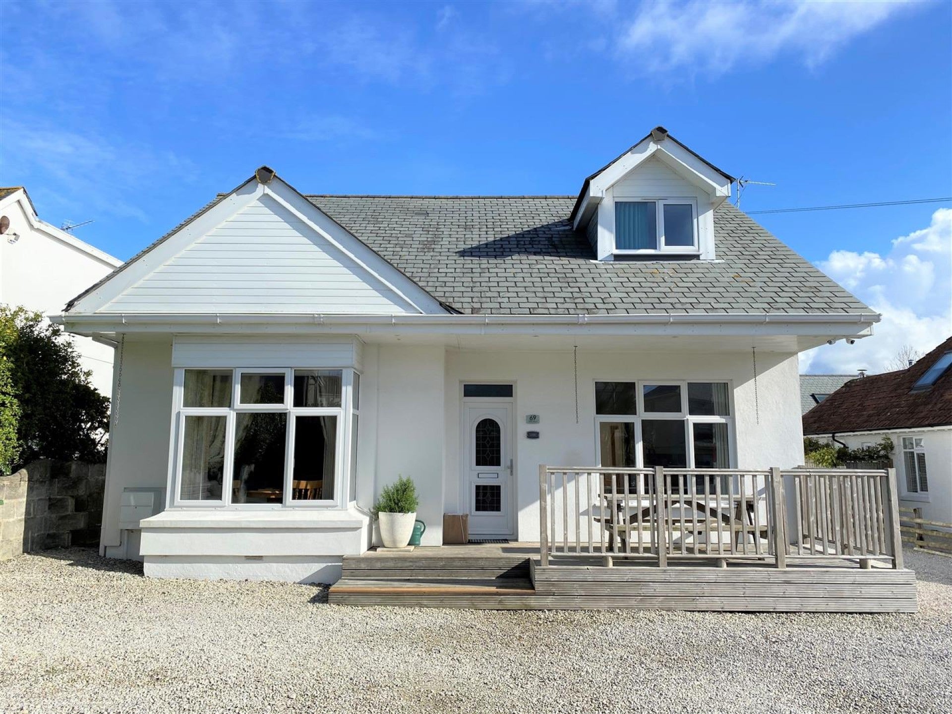 Flat Ulalia Road in Newquay