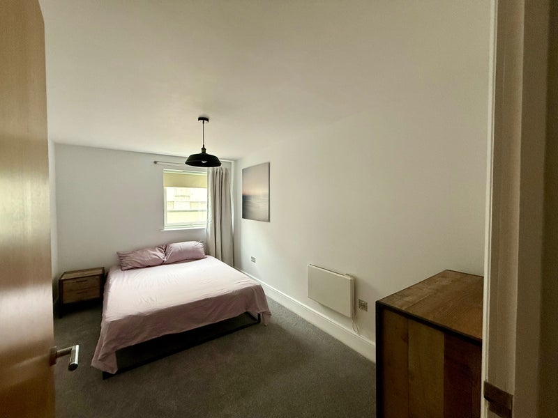Room Eagle Wharf Road in Greater London
