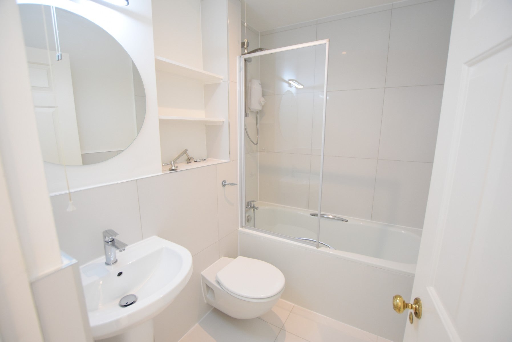 Flat Collingham Gardens in Greater London