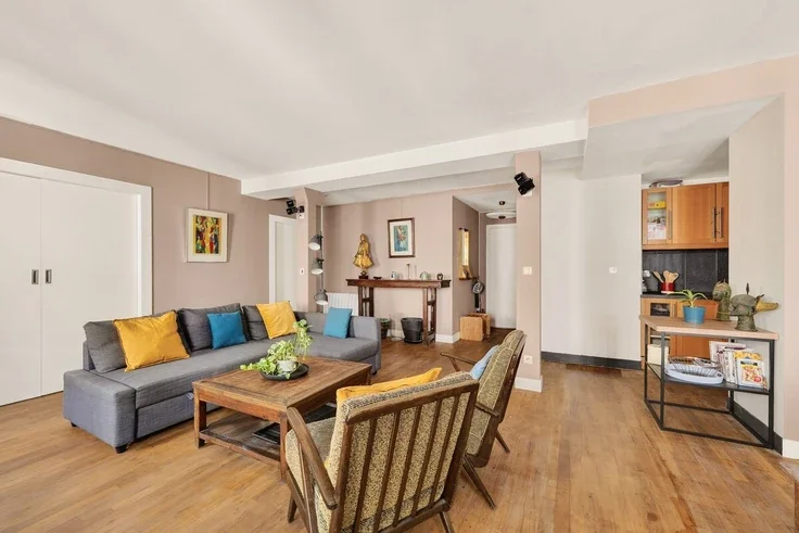 Flat Rue de Paradis in Paris