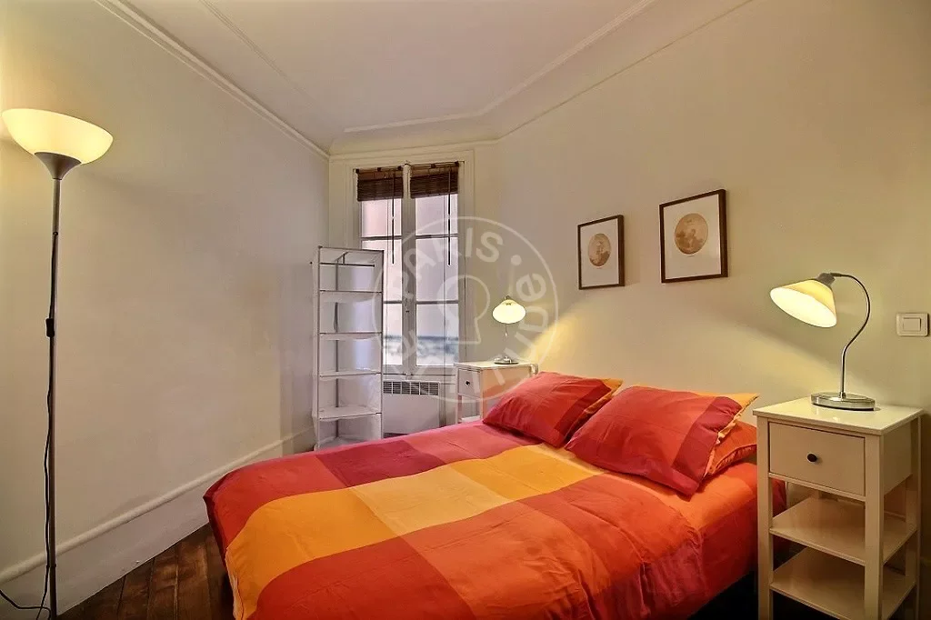 Flat Rue Daubenton in Paris