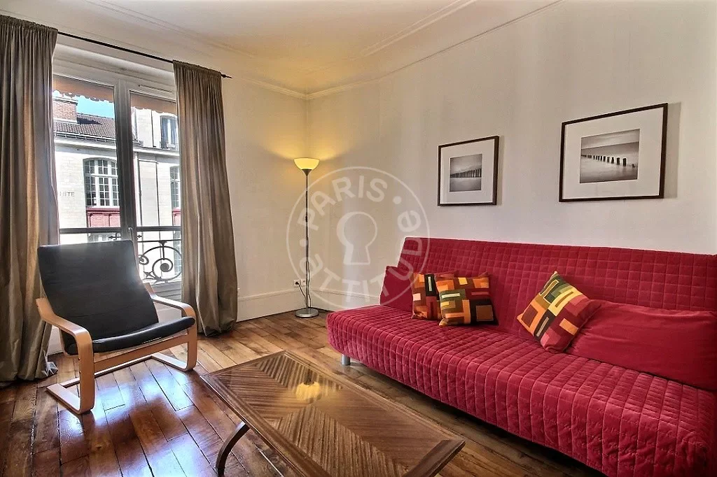Flat Rue Daubenton in Paris