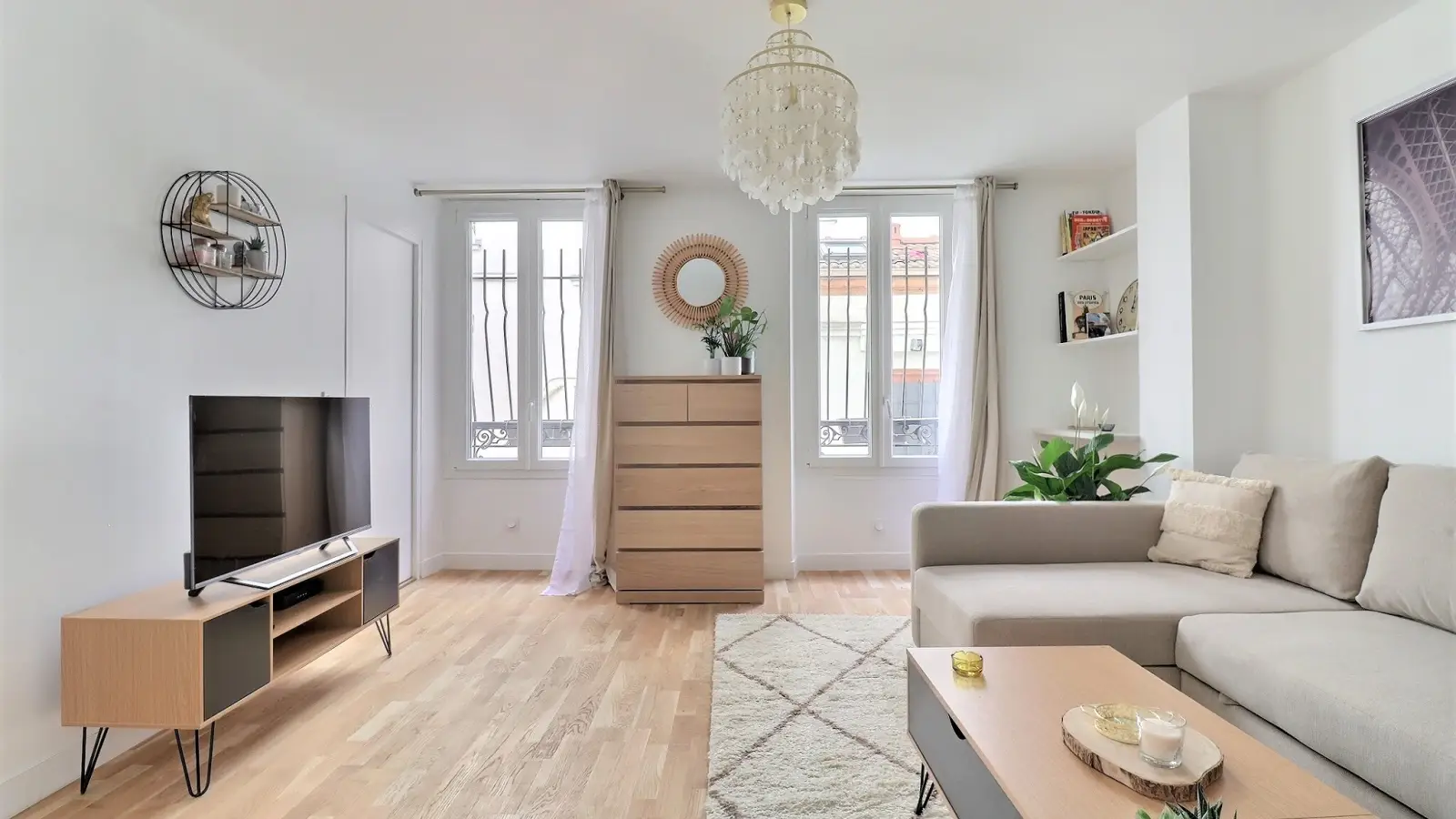 Flat Rue Francœur in Paris