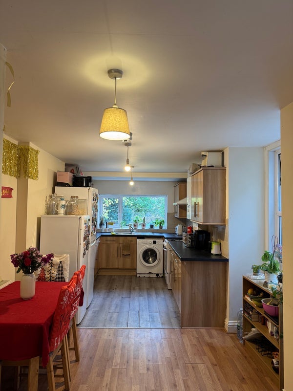 Room Hornsey Park Road in Greater London
