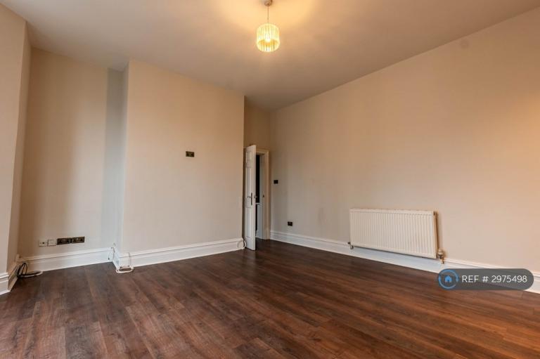 Flat Croxteth Road in Liverpool