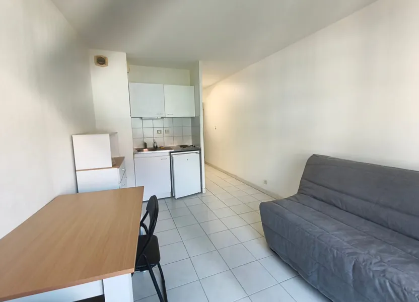 Room Rue du Lieutenant Jean-Baptiste Meschi in Marseille