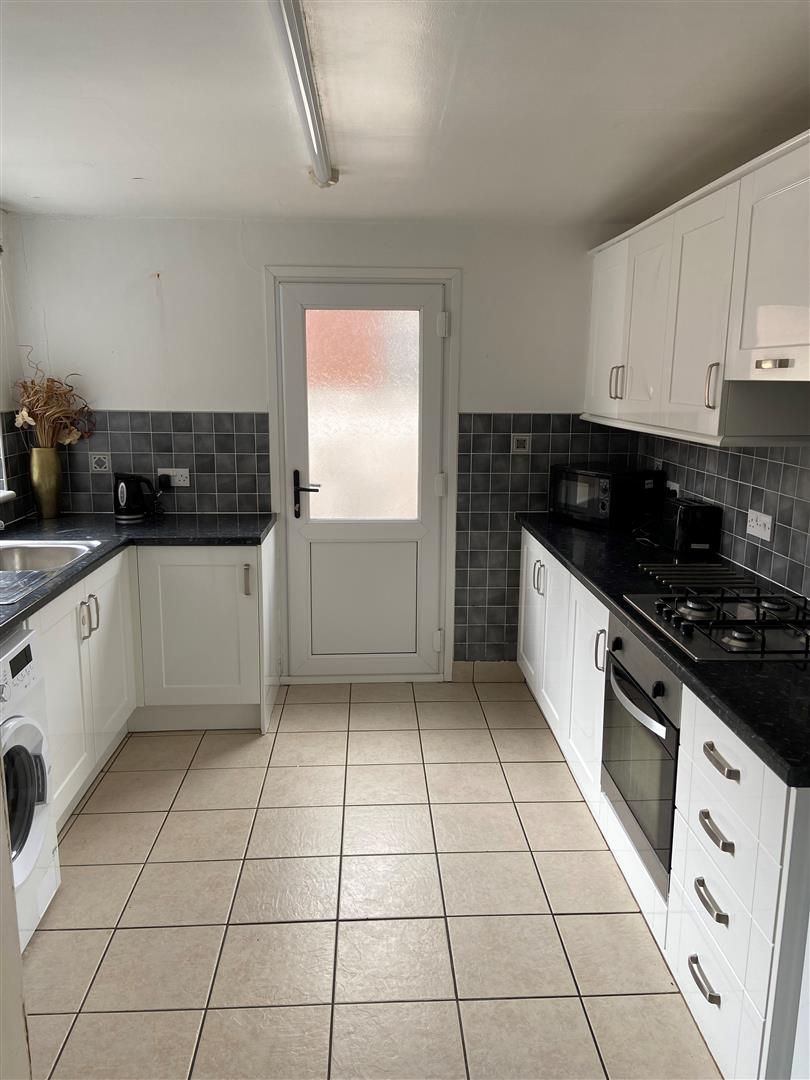 Room Manvers Street in Hull