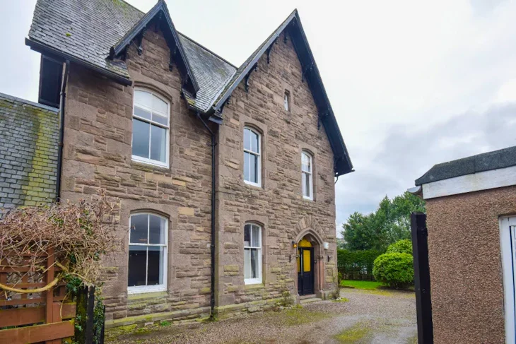 Flat Rosebank Lane in Forfar