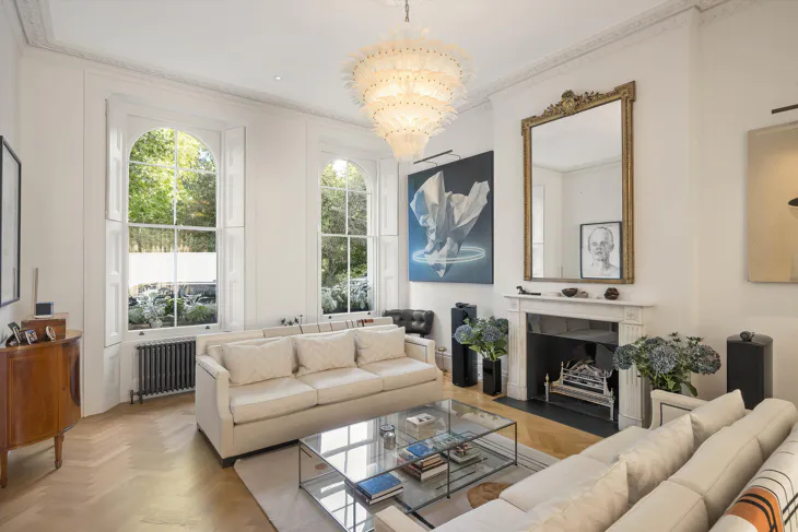 House Eaton Square in City of Westminster