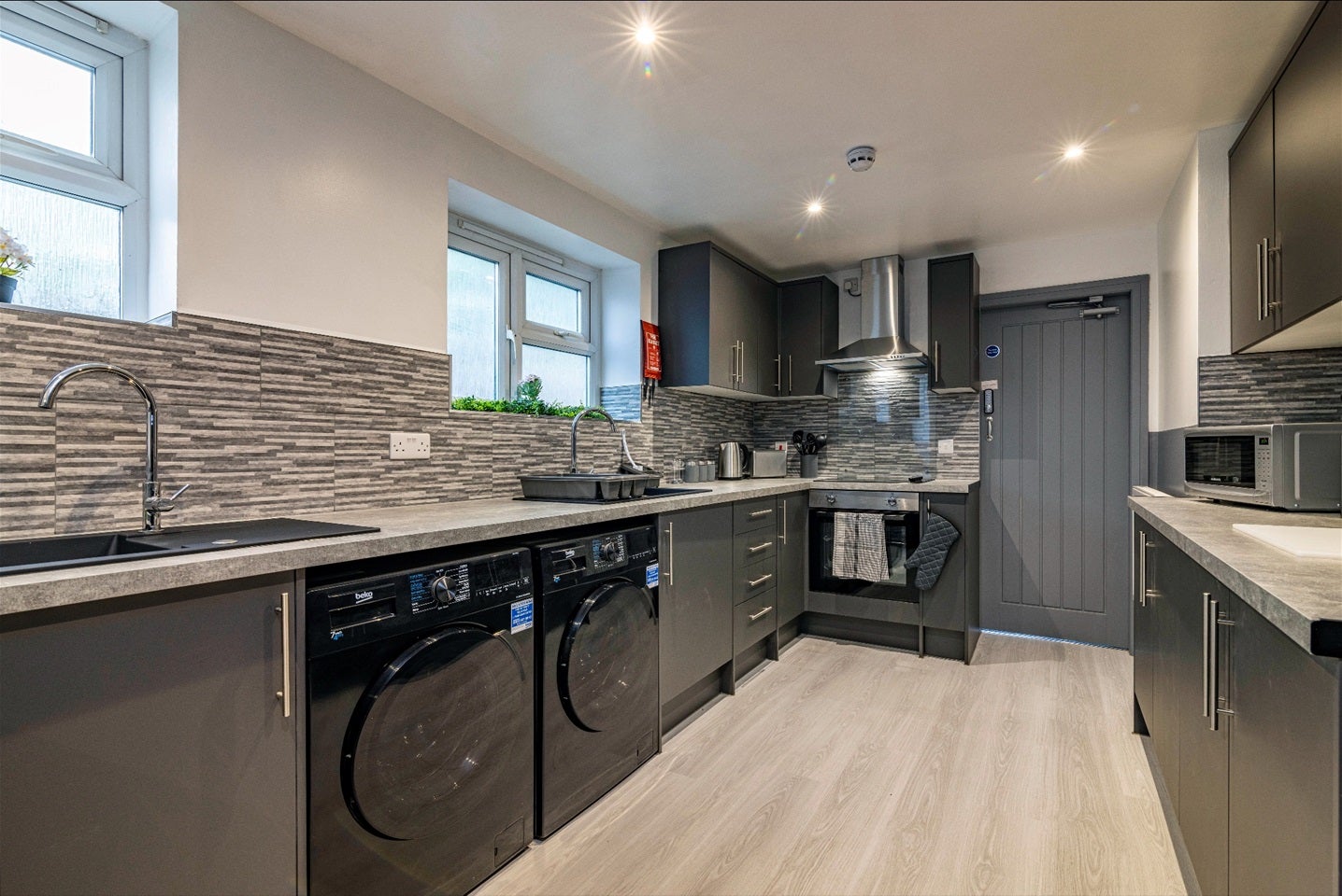 Room Osmaston Road in Derby
