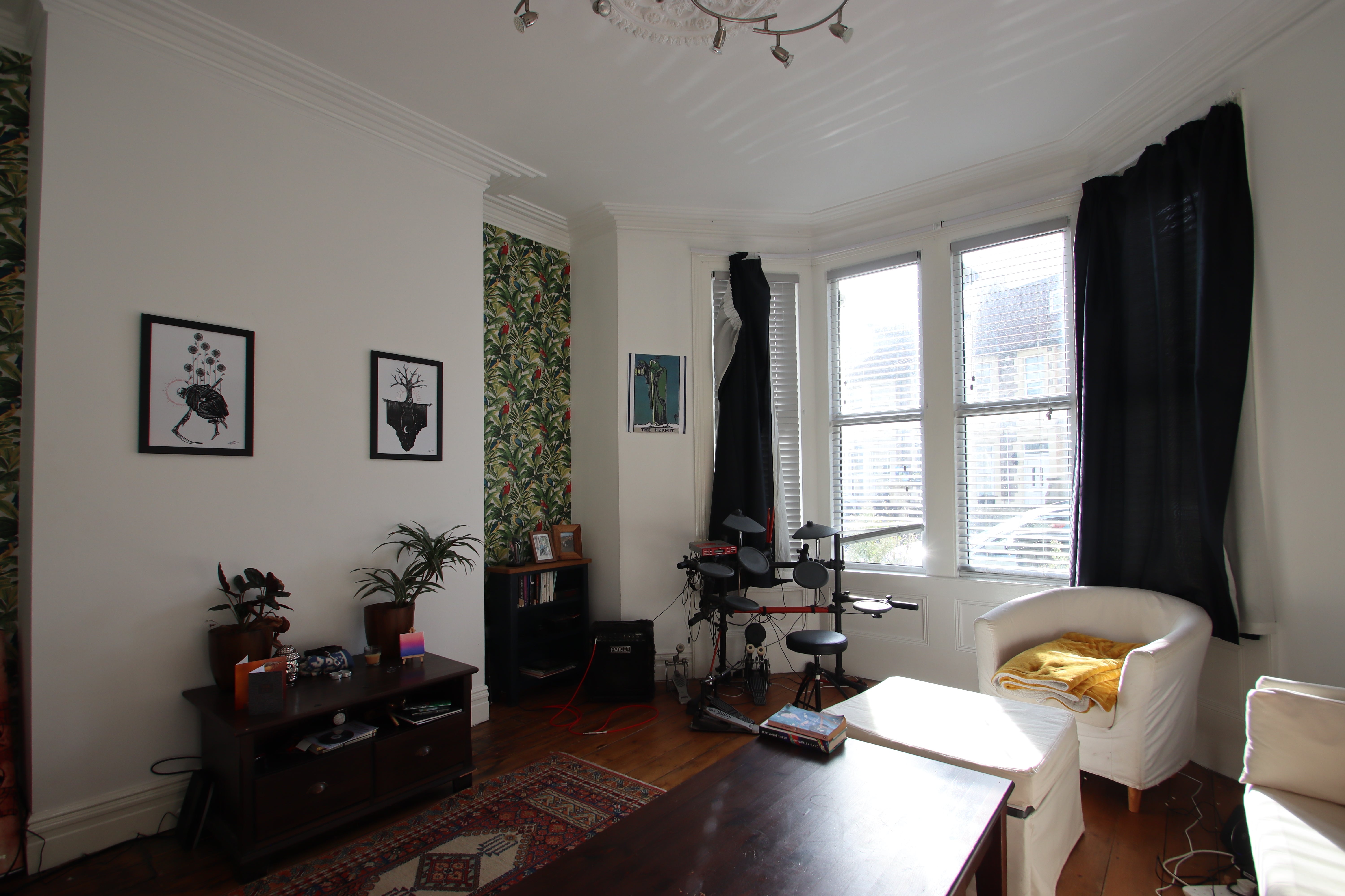 Flat Dickenson Road in Weston-super-Mare