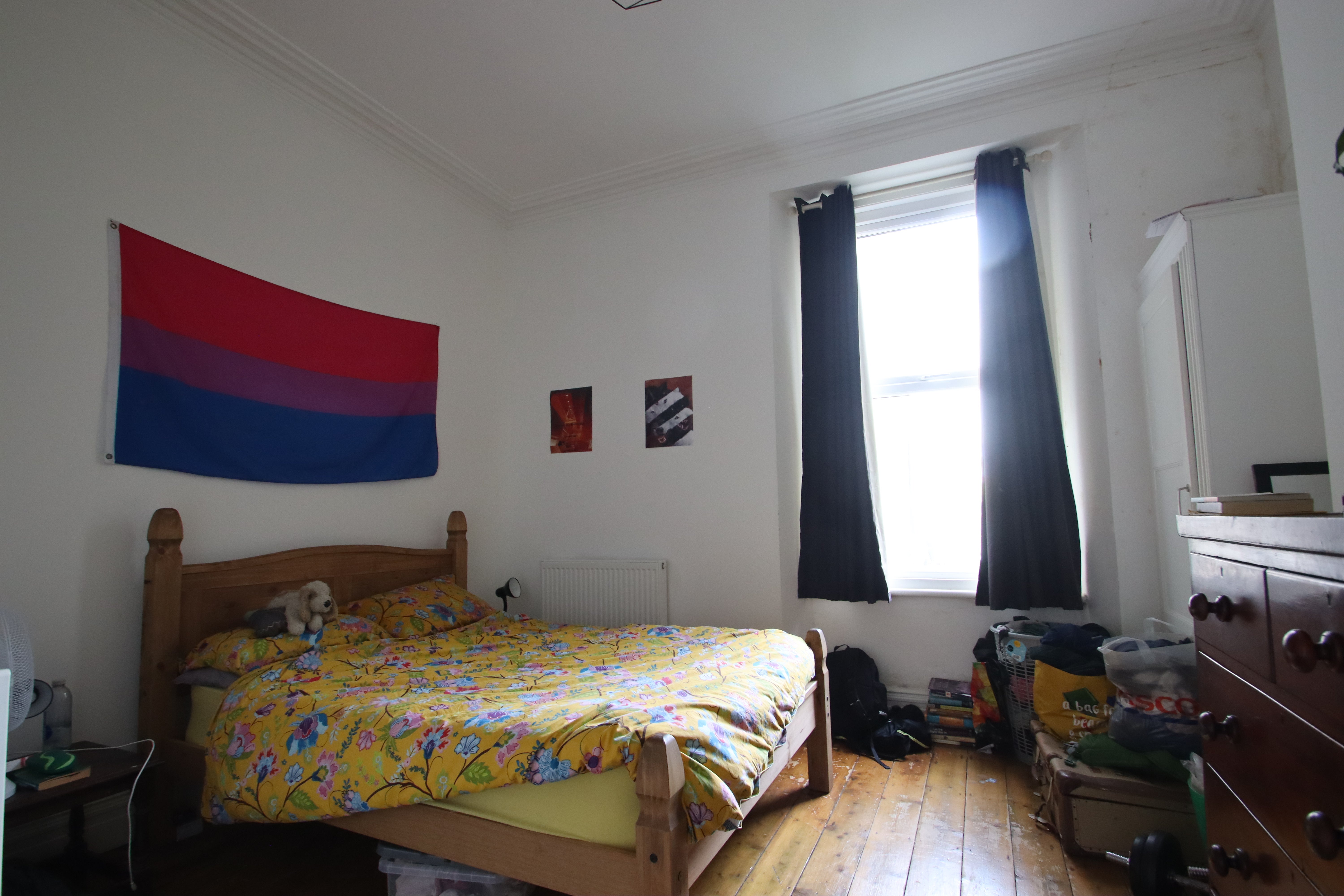 Flat Dickenson Road in Weston-super-Mare