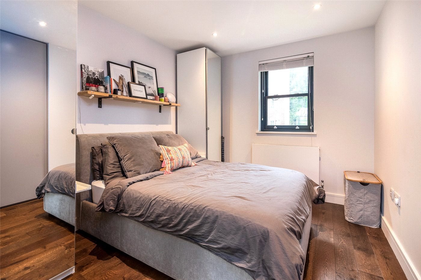 Flat Magdala Avenue in Greater London