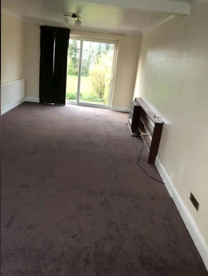 House Knoll Rise in Luton