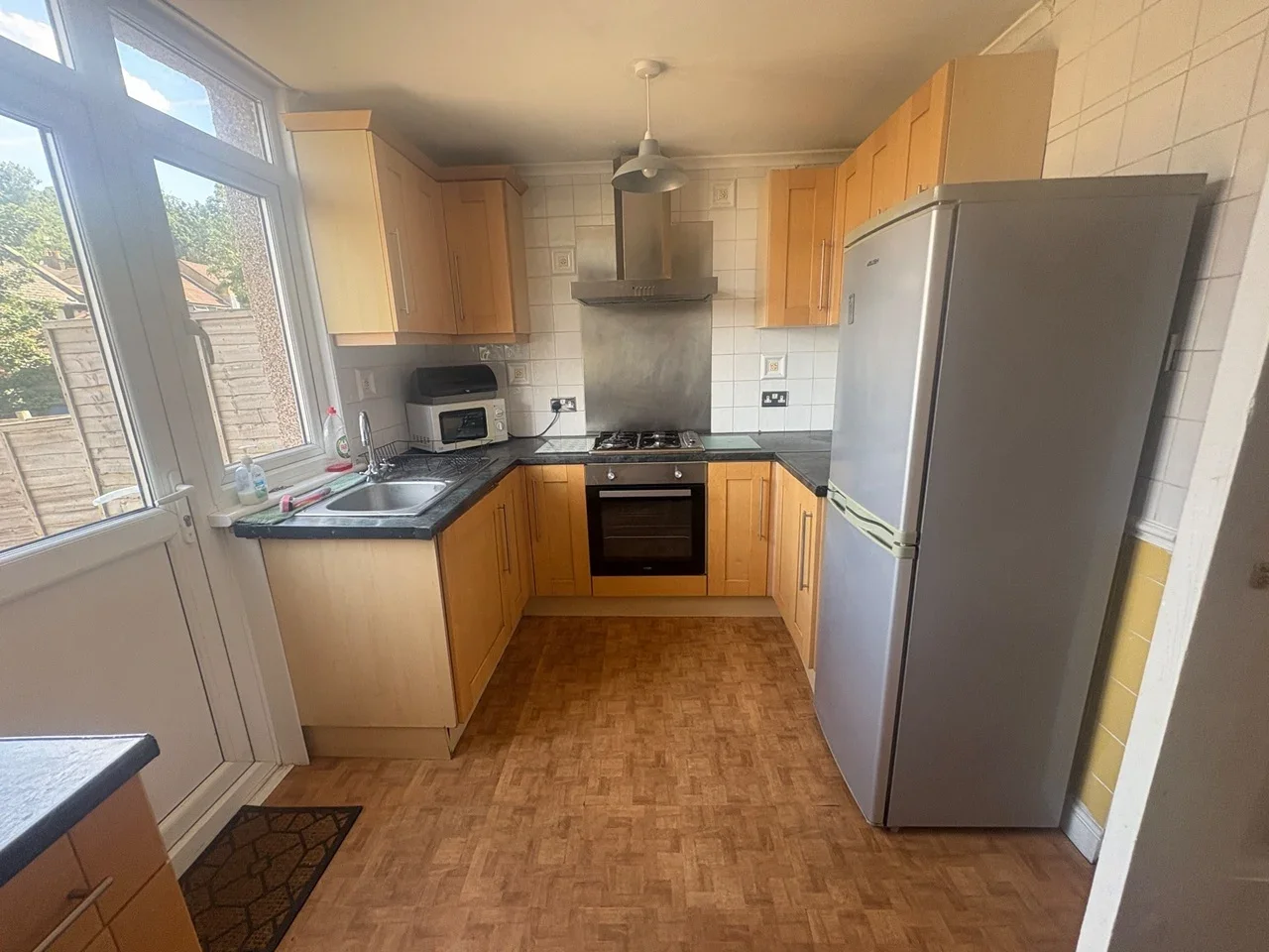 Room Thornton Road in Greater London