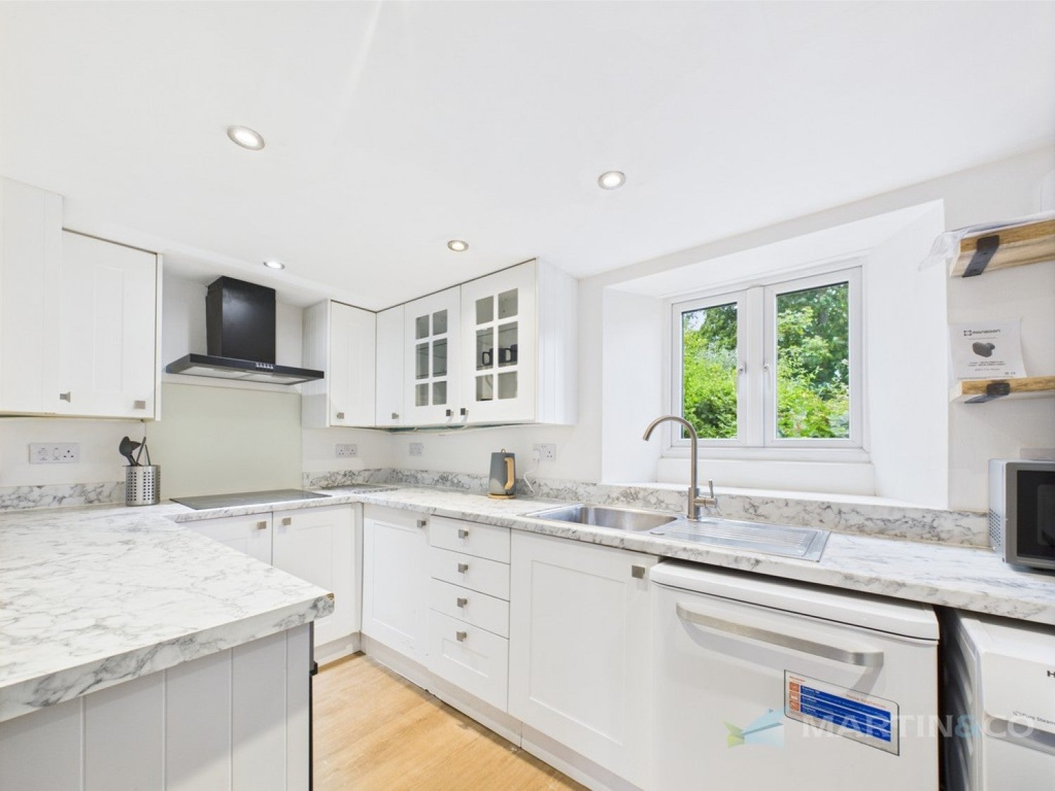 Room Farley Close in Truro