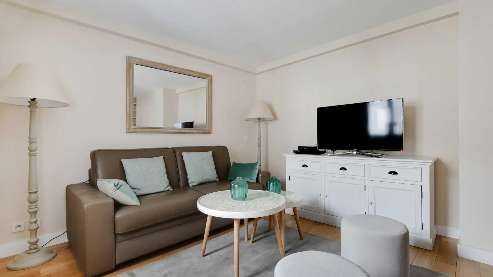Appartement Rue de Lille à Paris