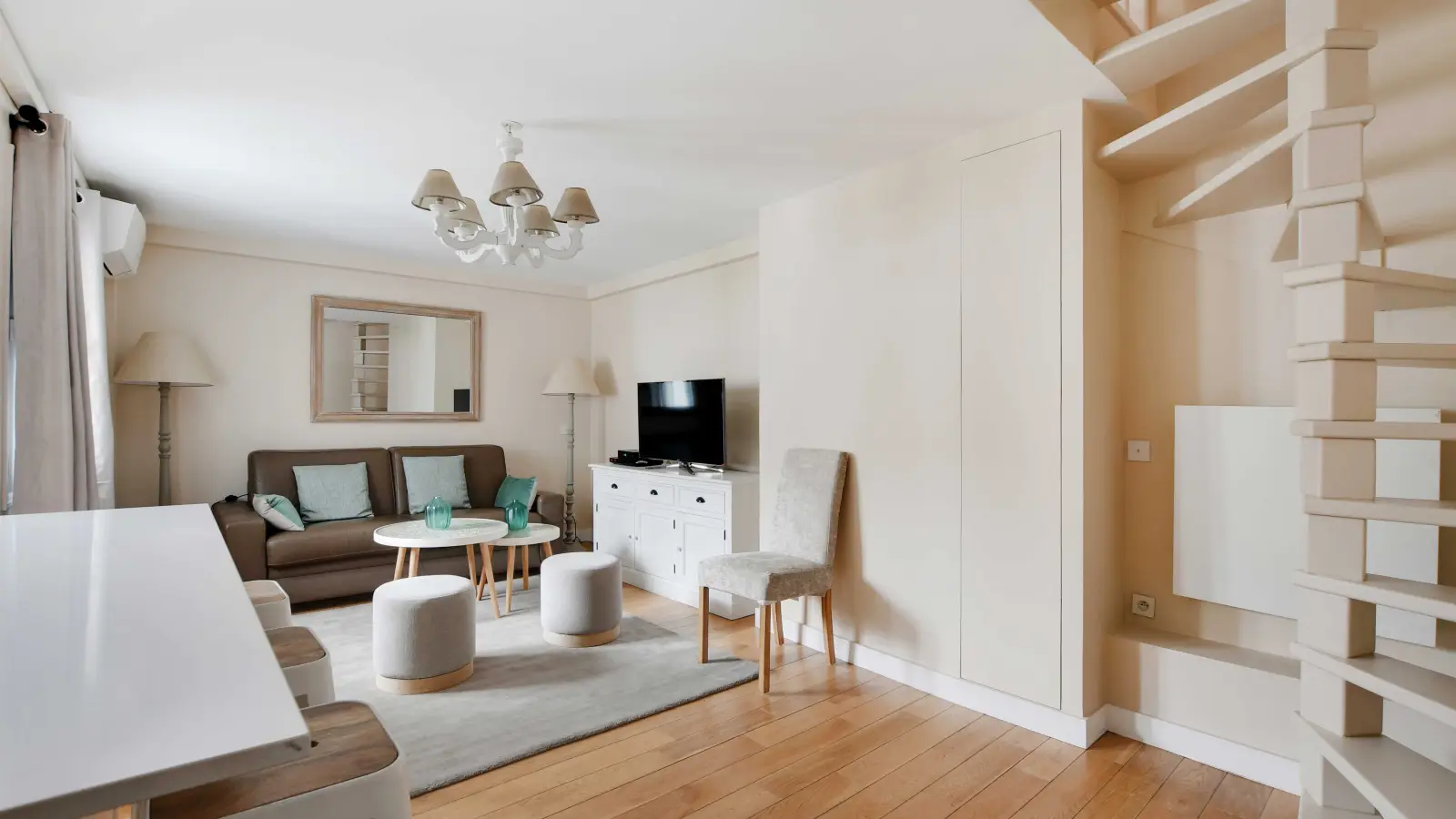 Appartement Rue de Lille à Paris