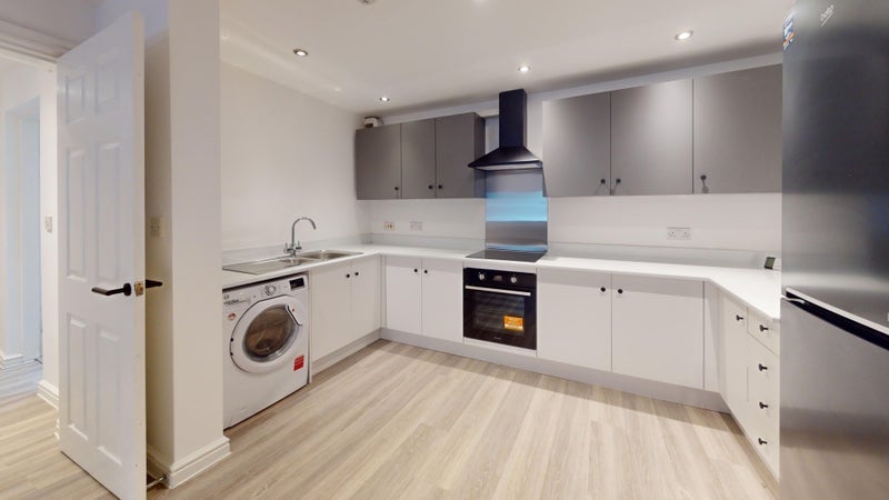 Room Wilmslow Road in Manchester