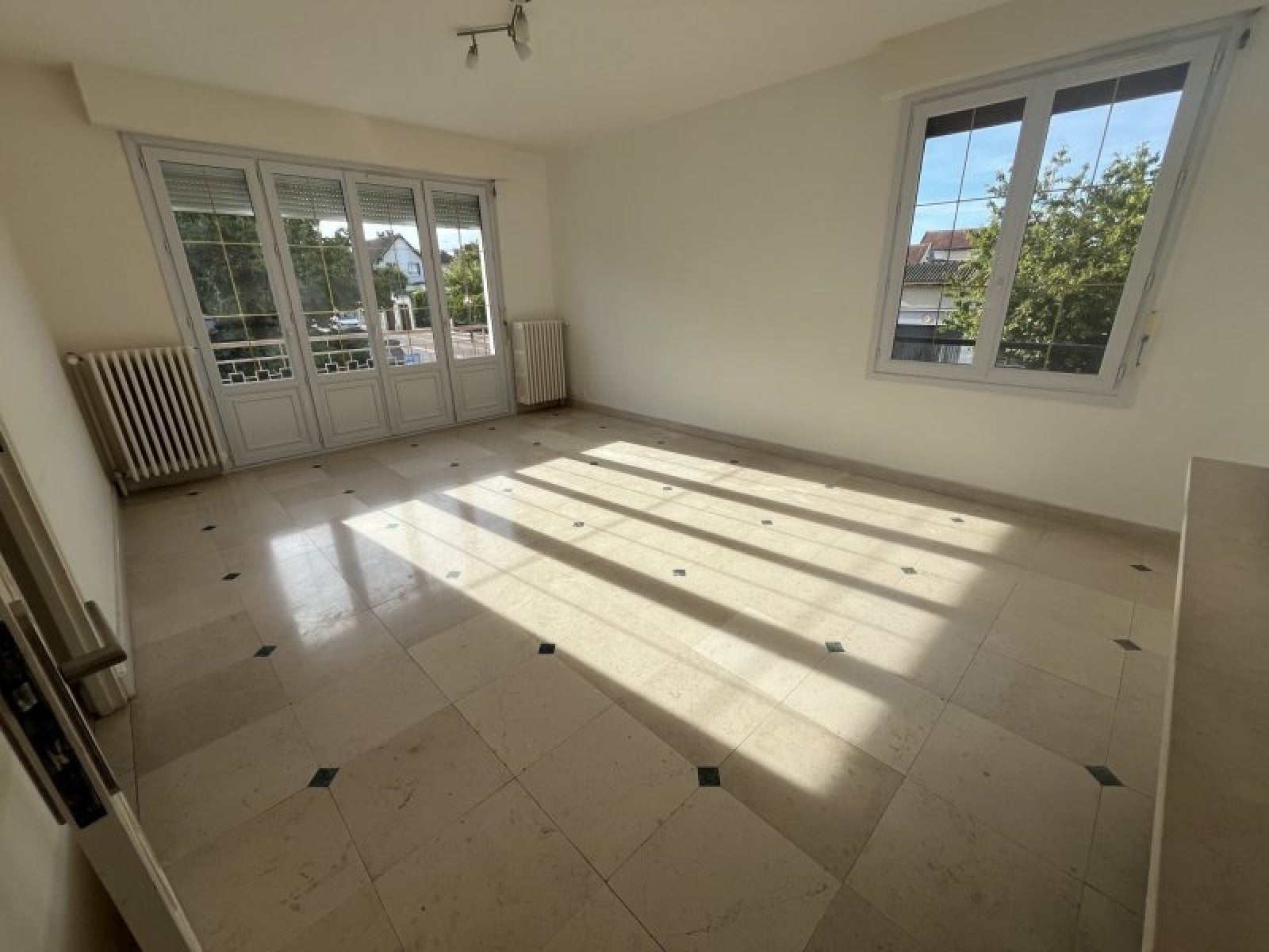 Flat Rue Georges Clemenceau in Troyes