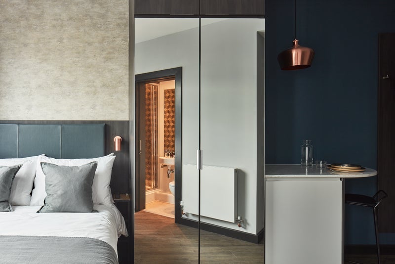 Room Crossharbour Plaza in Greater London