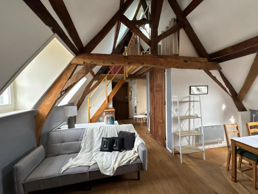 Flat Rue du Lieutenant Colpin in Lille