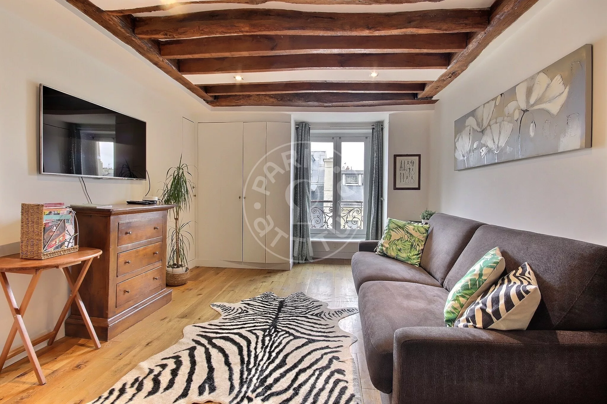 Appartement Rue de Bourgogne à Paris