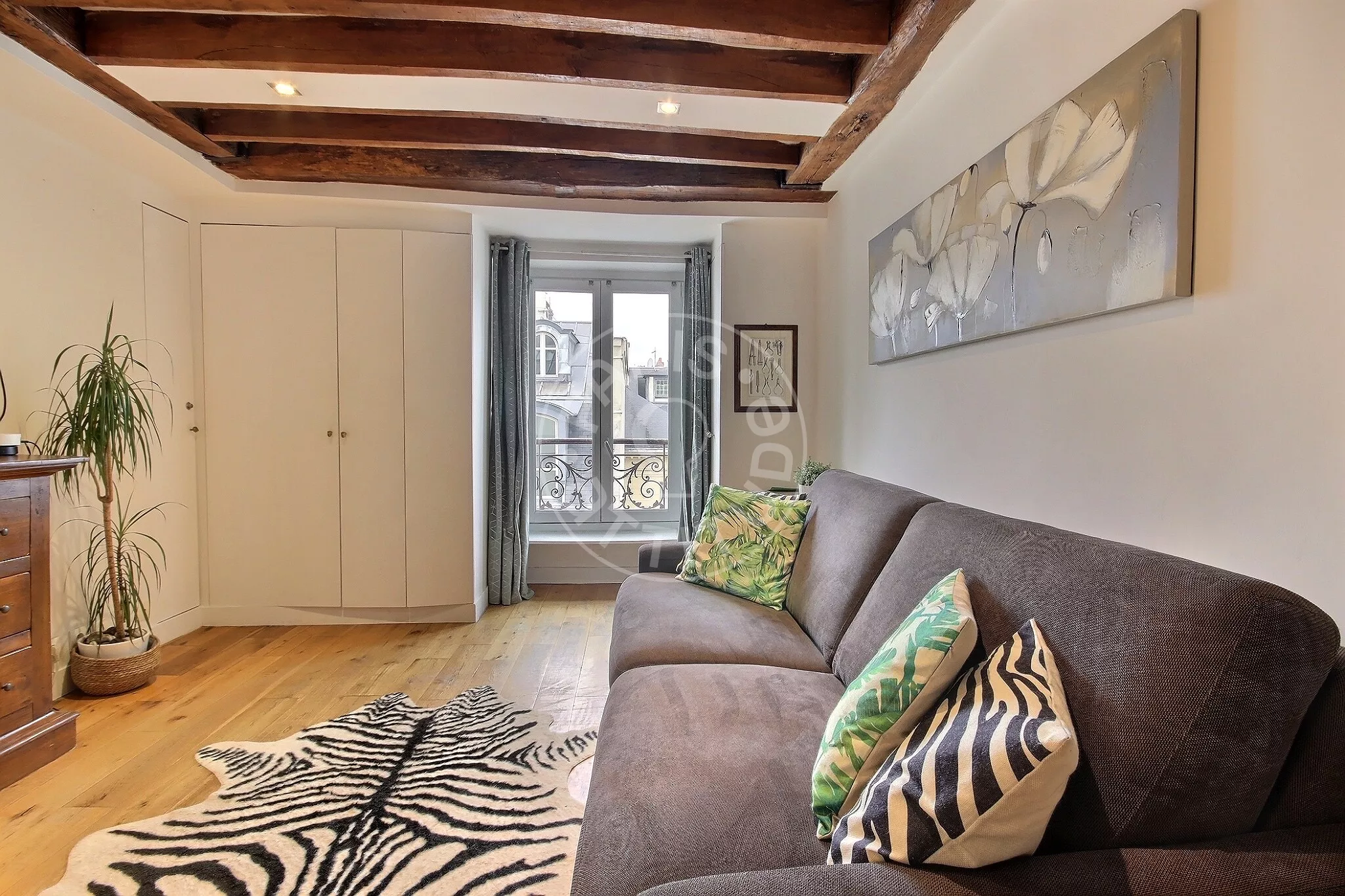 Appartement Rue de Bourgogne à Paris