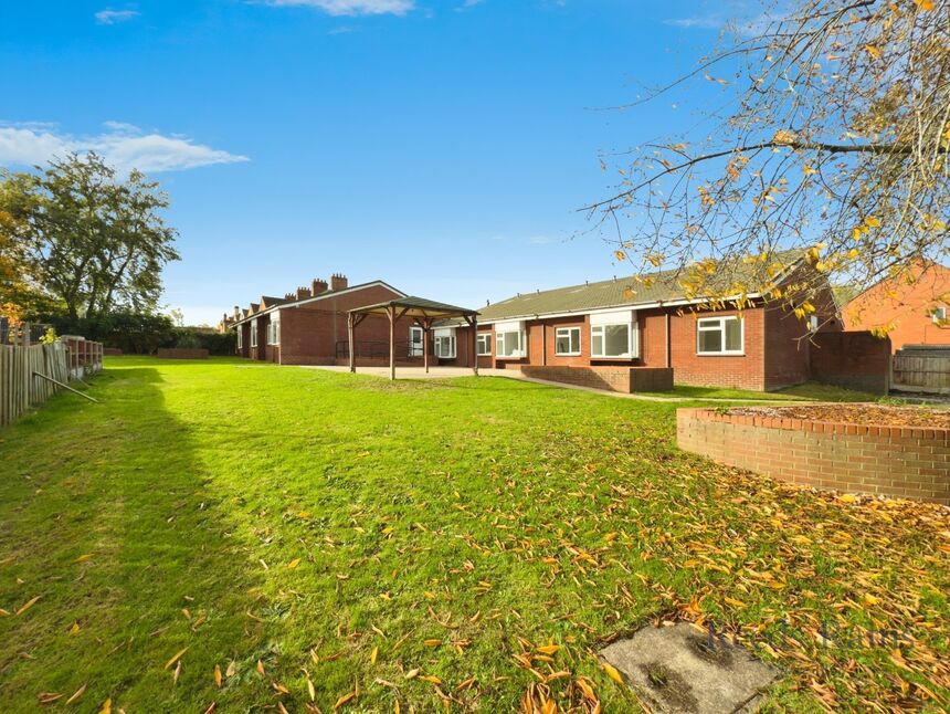 Flat Gordon Street in Newcastle-under-Lyme