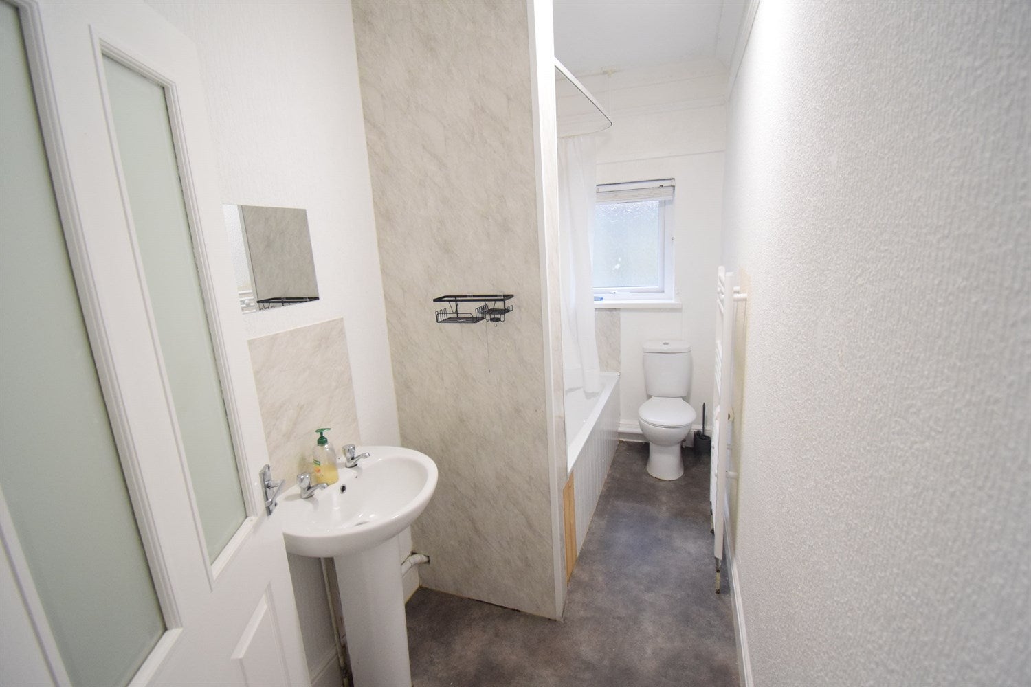 Flat Oakfield Street in Cardiff