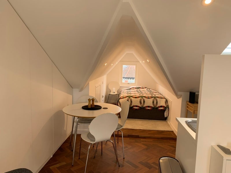 Room Melbourne Avenue in Greater London