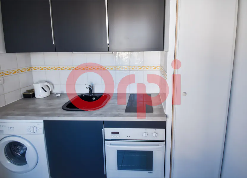Flat Rue Jeanne Hachette in Lyon