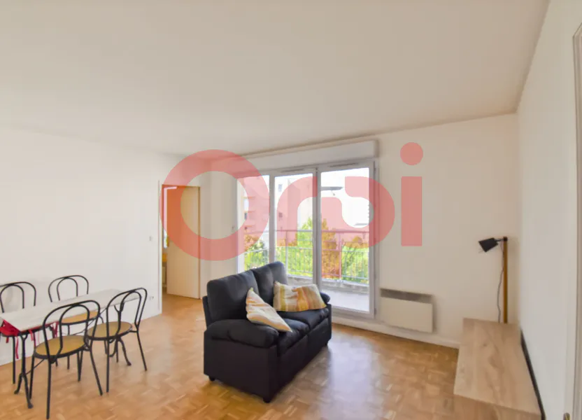 Flat Rue Jeanne Hachette in Lyon
