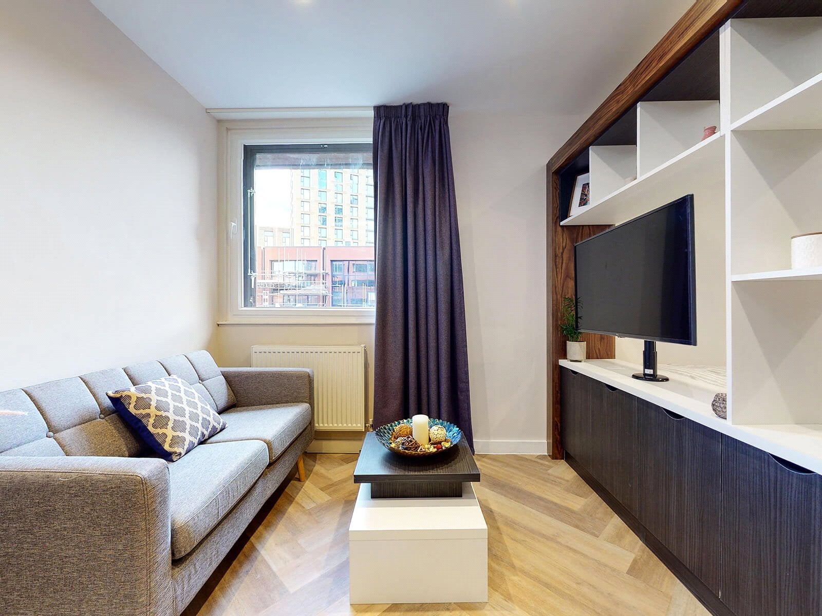Flat Wade Lane in Leeds
