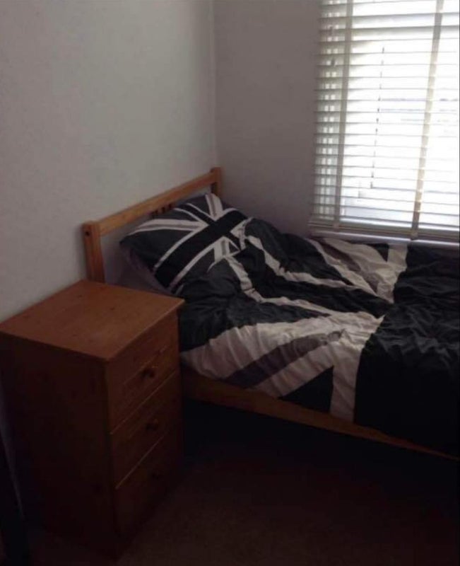 Room Cobden Street in Wyre Forest