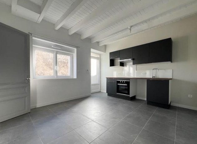 House Rue des Treilles in Libourne