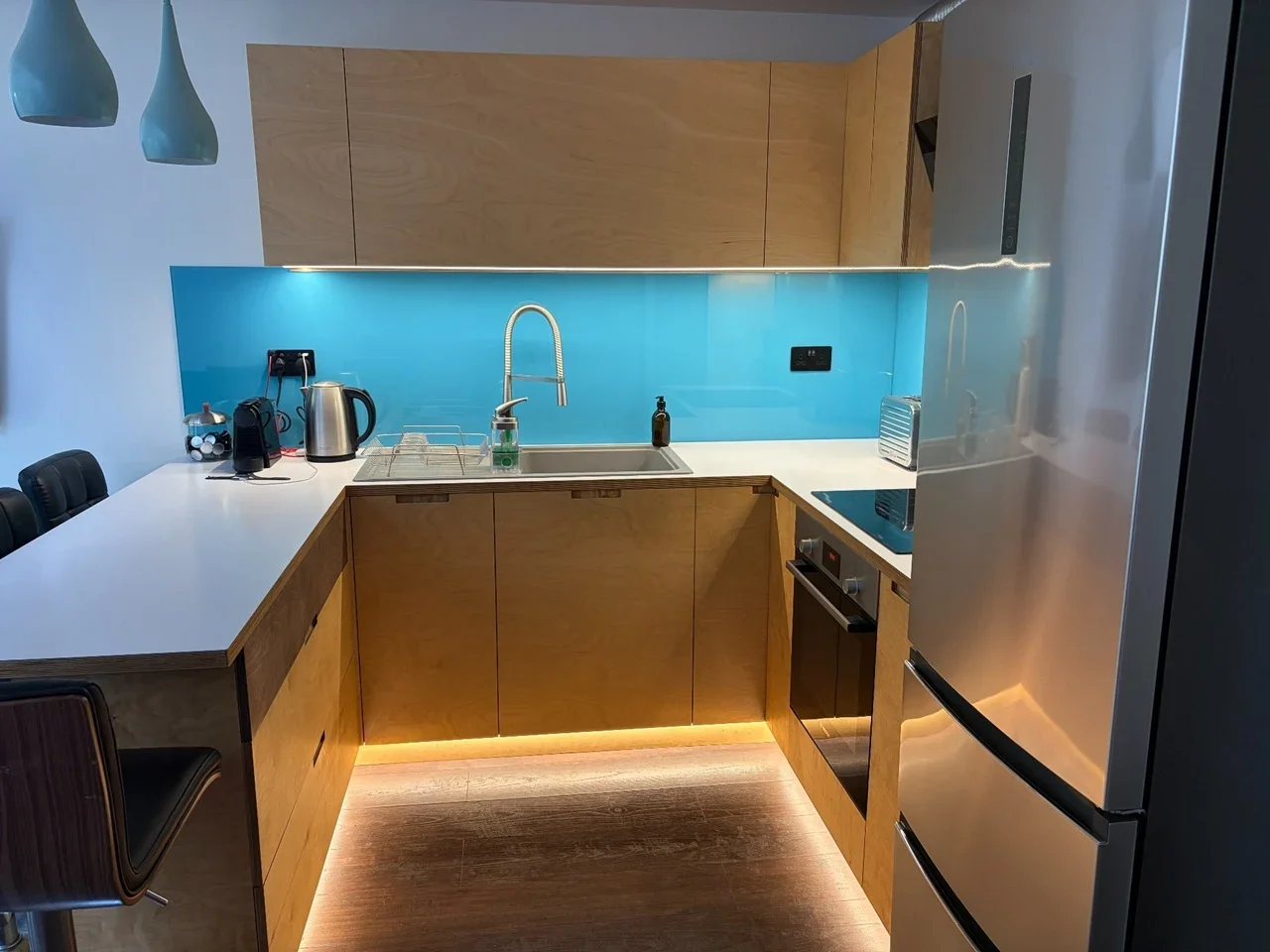 Flat Kingsnympton Park Estate in Greater London