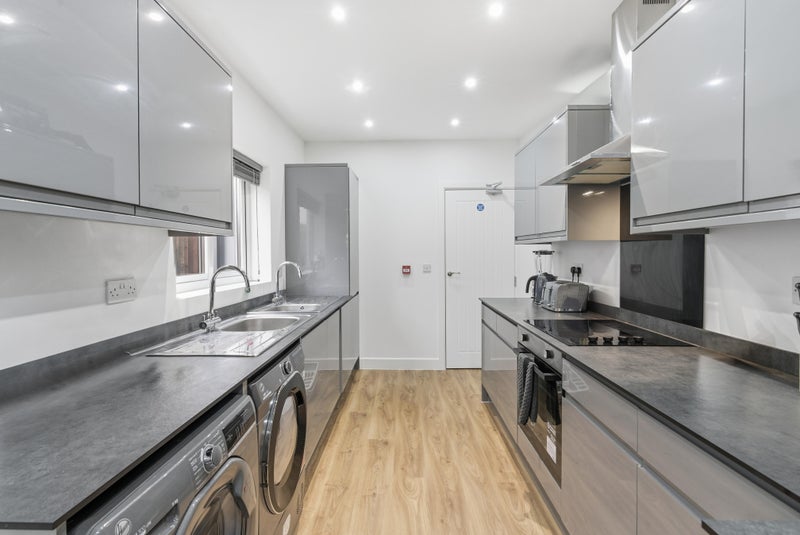 Room Pearman Road in Sandwell